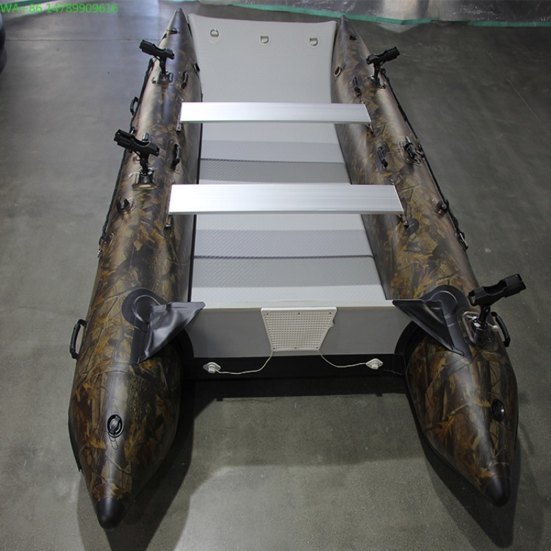 Fishing Kayak Inflatable - 高速カタマランインフレータブルボートPVCゴム製アサルトフィッシングルアーカヤック（ドリフティング、アウトドアアクティビティ用）